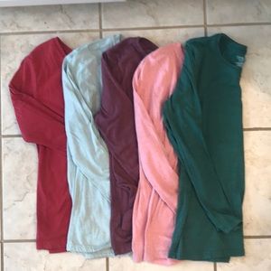 Group of 5 crew neck shirts